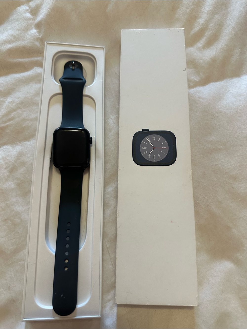 Apple Watch Series 8 45mm GPS Midnight Aluminum - Brand New